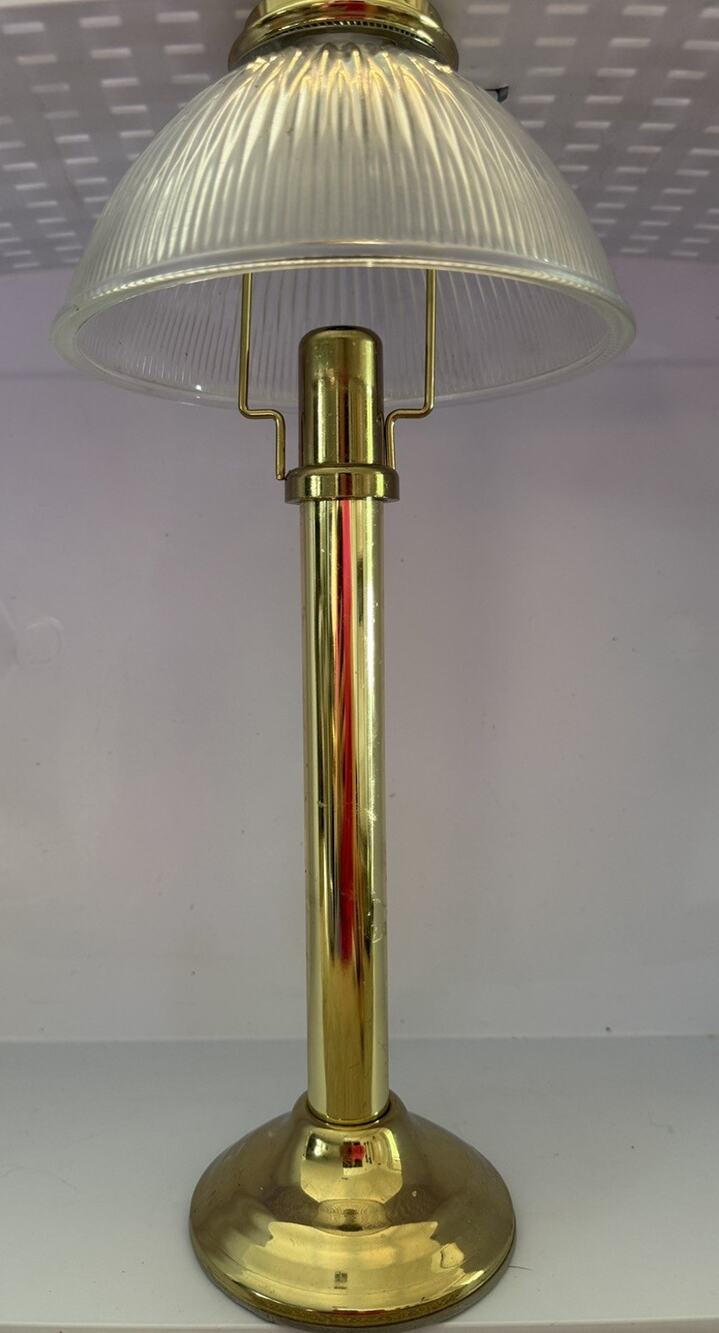 PARTYLITE BRASS GASLIGHT SPRING-LOADED CANDLE HOLDER WITH FLUTED GLASS SHADE